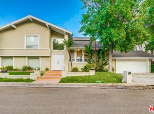 4534 Totana Dr, Tarzana, CA 91356
