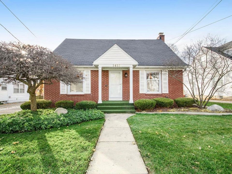 Alger Heights Brick Bungalow