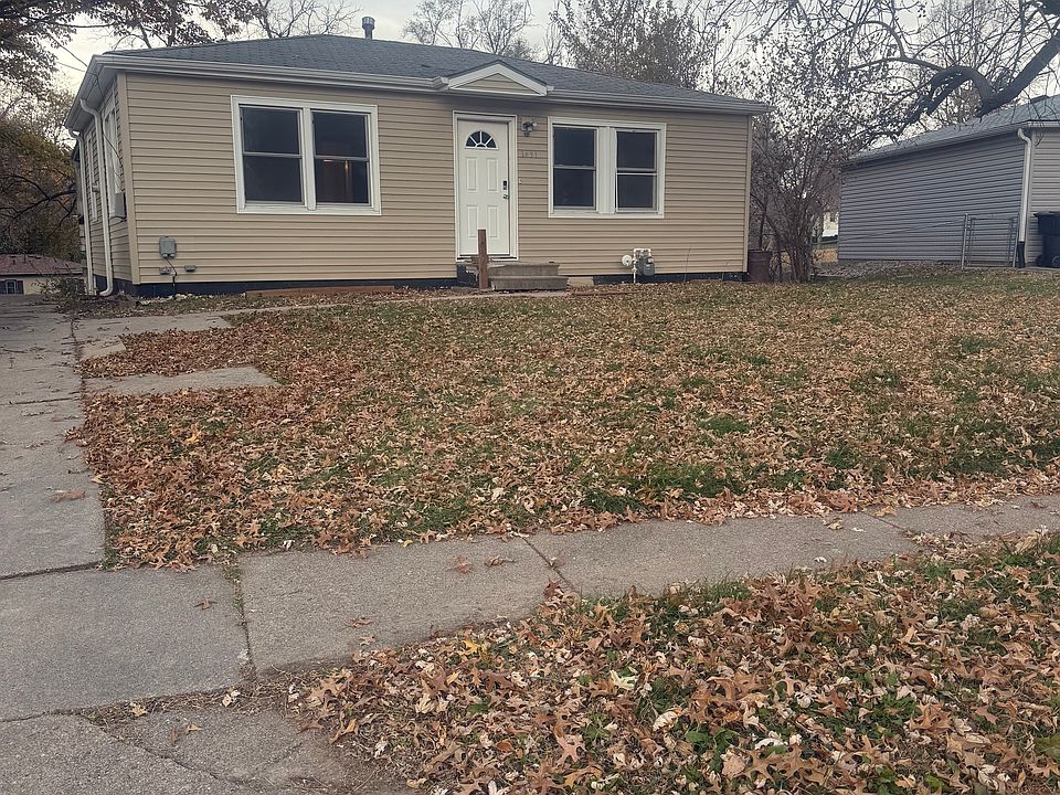1st image of 7451 James Ave