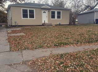 7451 James Ave, La Vista, NE 68128