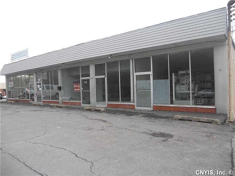 1st image of 2916 E Genesee St