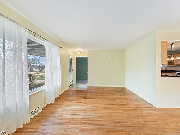 5th image of 1125 Blueberry Hill Dr
