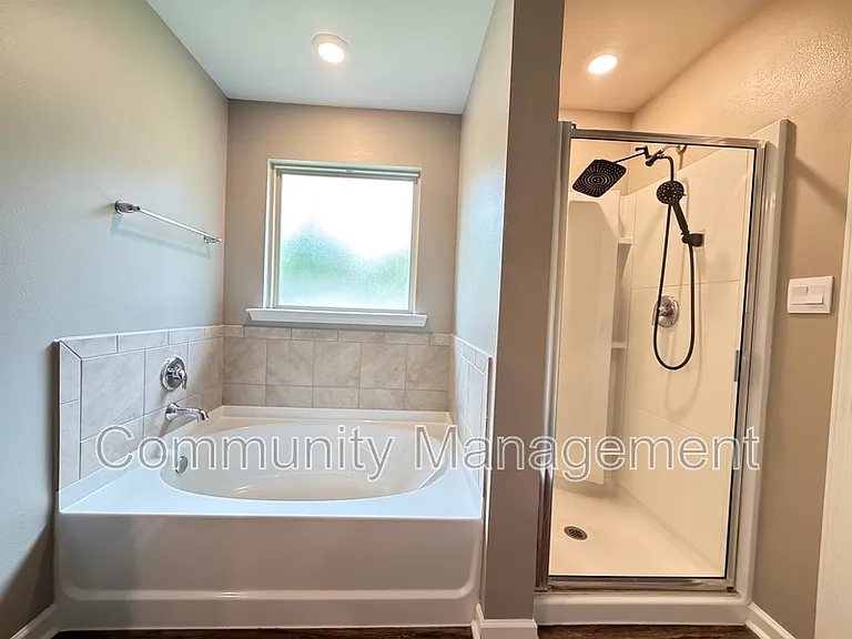 30891 Clearview Ct — Photo 9