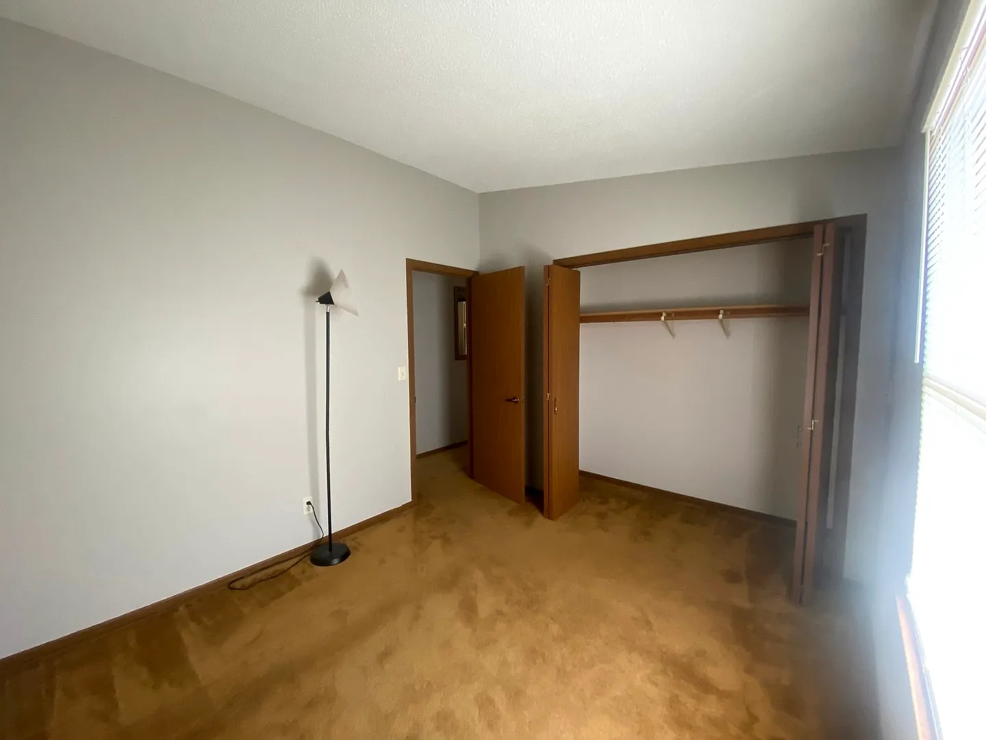 2 bed, 1056 sqft, $1,900 — Photo 4
