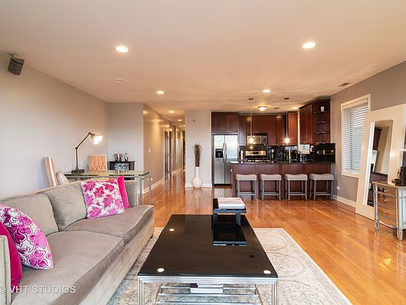 4th image of 1506 W Grand Ave APT 3E