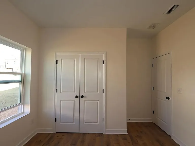 1321 Dimaggio Dr — Photo 10
