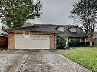 7815 Goldengrove Dr, Spring, TX 77379