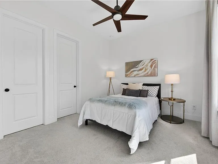 512 Cedar Crest Cir — Photo 18