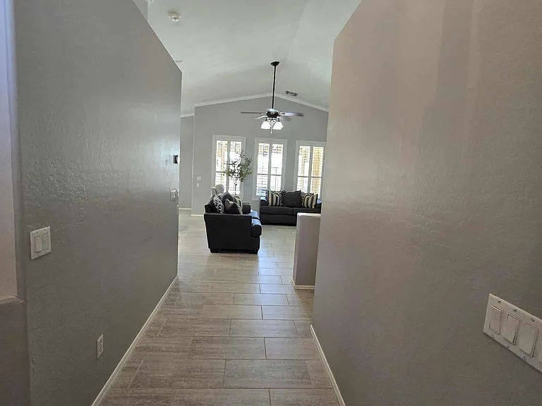 5275 W Morten Ave — Photo 6