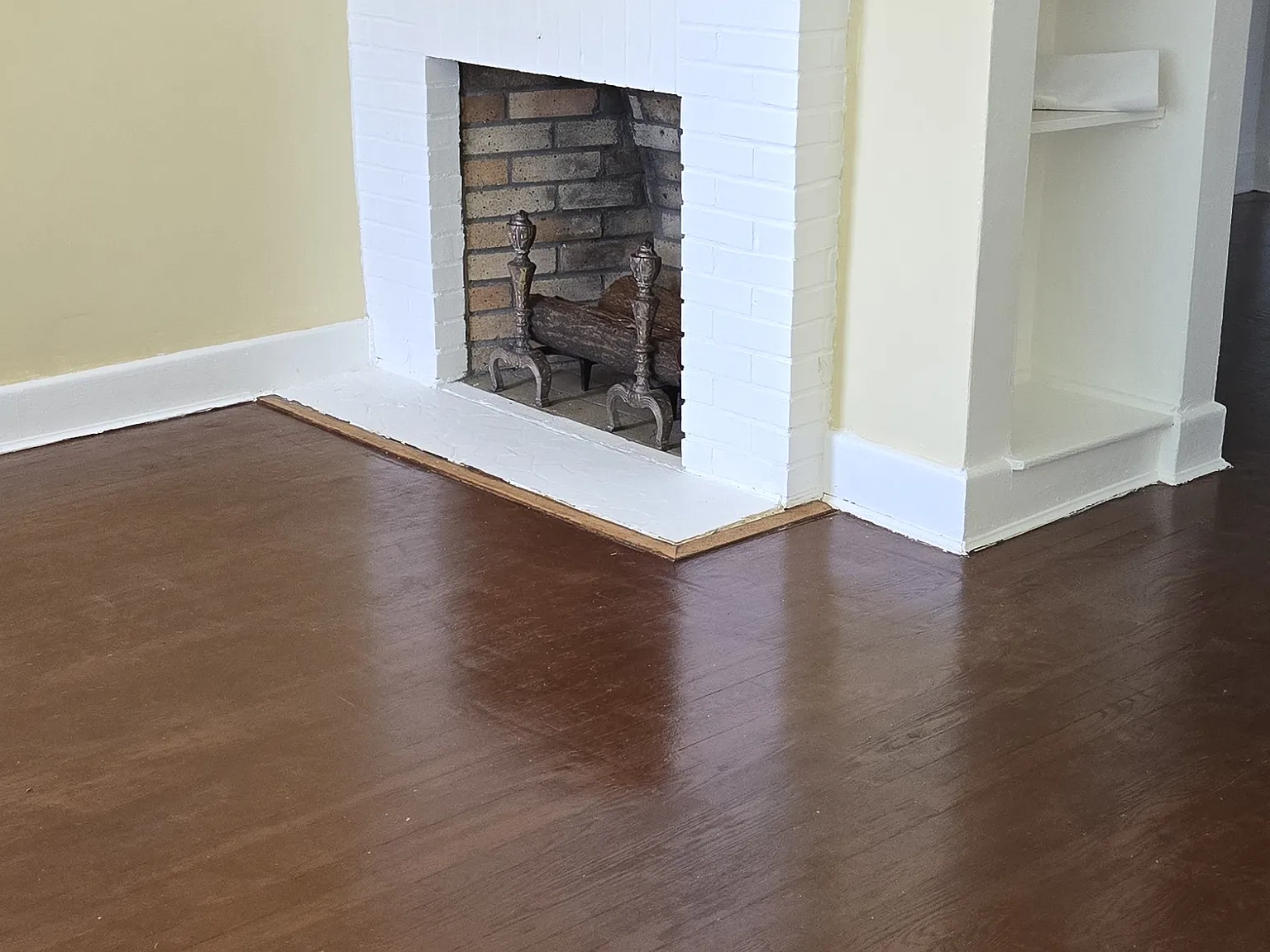 2 bed, 1230 sqft, $2,100 — Photo 4