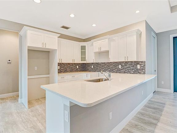 5th image of 3454 56th Ave NE