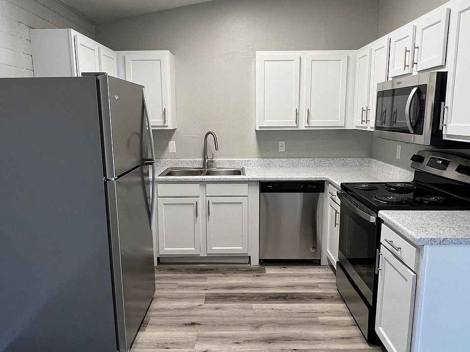 1st image of 4819 N 15th Ave