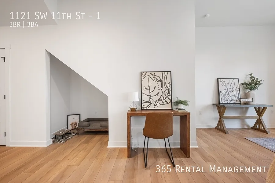 3 bed, 2.5 bath, 1850 sqft, $2,195 — Photo 4