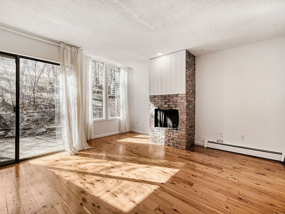 1st image of 350 Arapahoe Ave APT 10