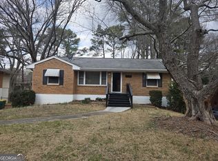 1100 N Parkwood Dr, Forest Park, GA 30297