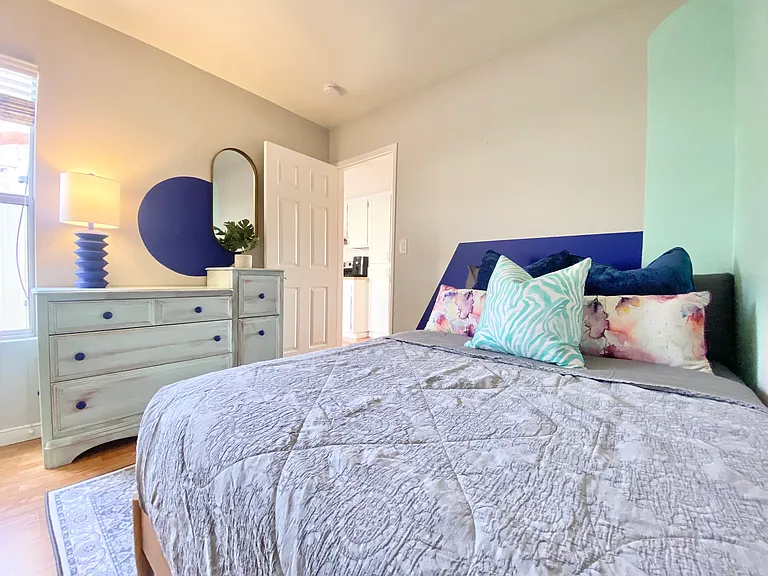 1446 Grand Ave — Photo 22
