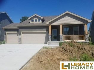 7401 S 184th St, Omaha, NE 68136