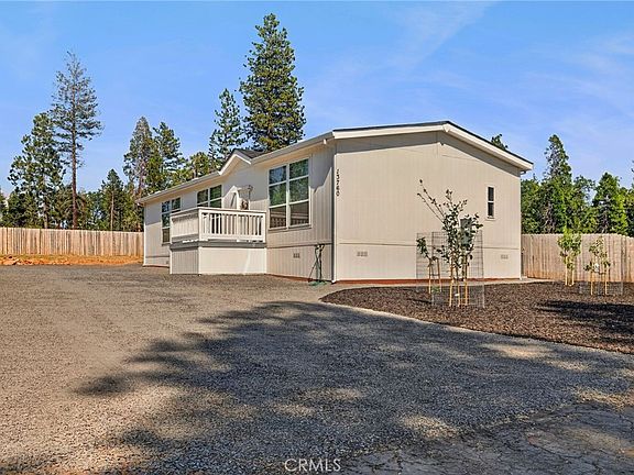 3rd image of 13760 Finch Ct