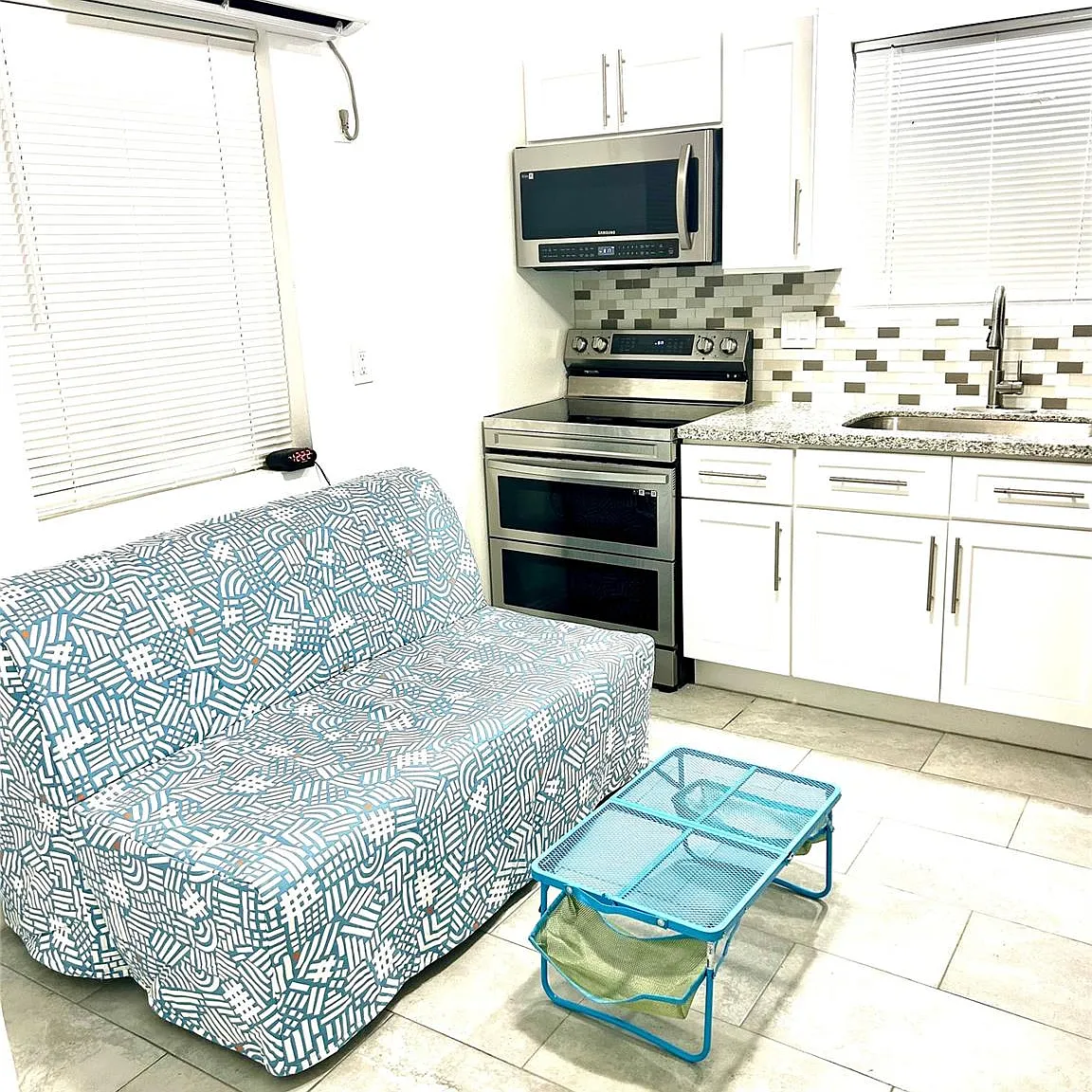 1 bed, 1.0 bath, $700 — Photo 3
