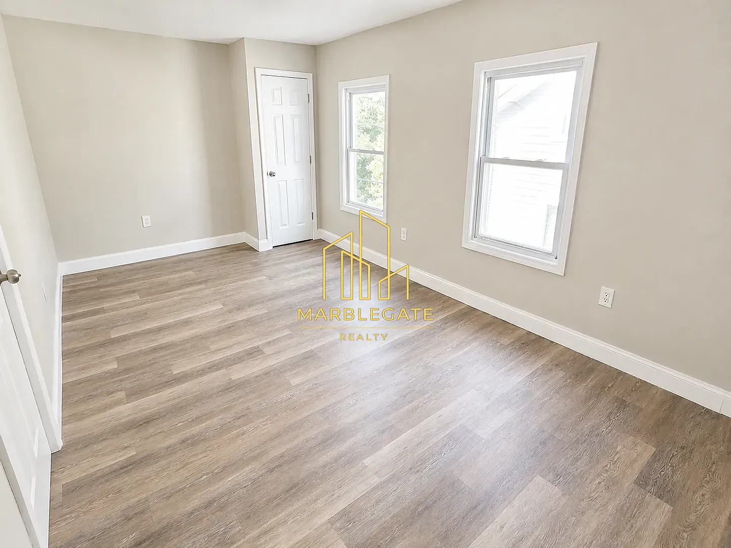 3 bed, 1050 sqft, $2,350 — Photo 3