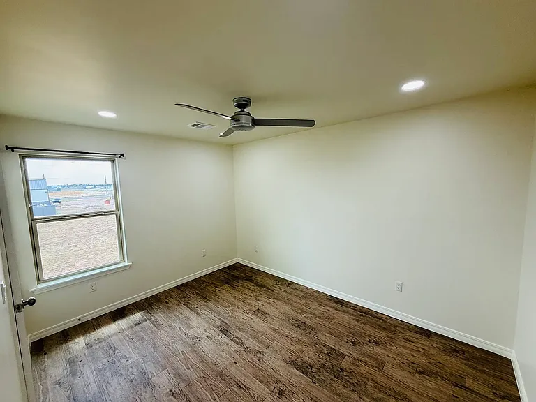 9177 Redbud Rd #2 — Photo 25