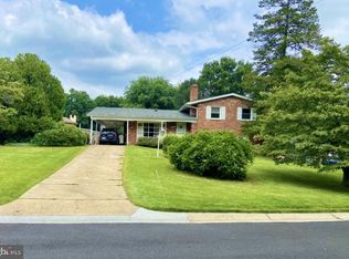 10821 Childs St, Silver Spring, MD 20901