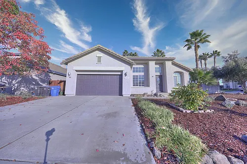 4724 Cove Ln Photo 1 4724 Cove Ln Photo 1