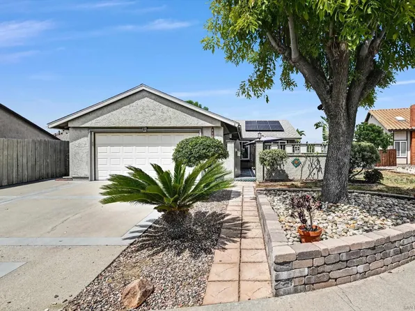 13856 Gorrion Ct, El Cajon, CA 92021