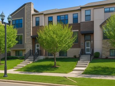 4025 River Valley Way, Eagan, MN, 55122
