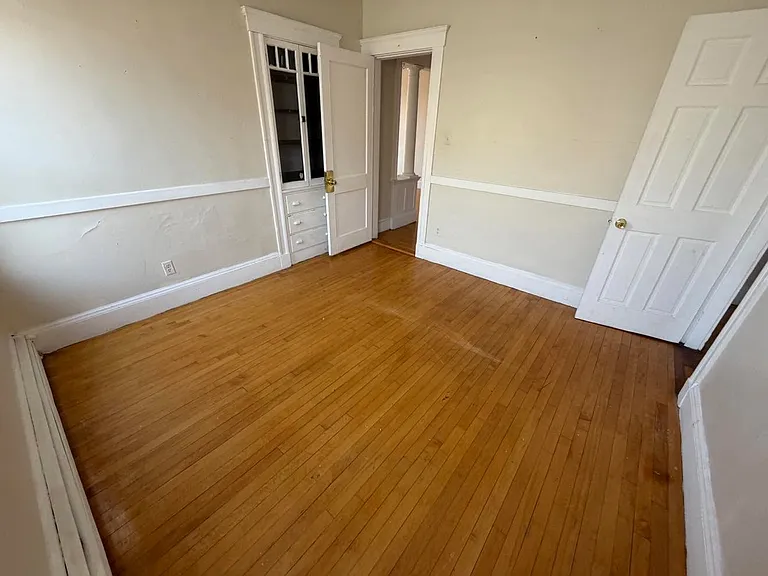 366 Centre St #9 — Photo 18