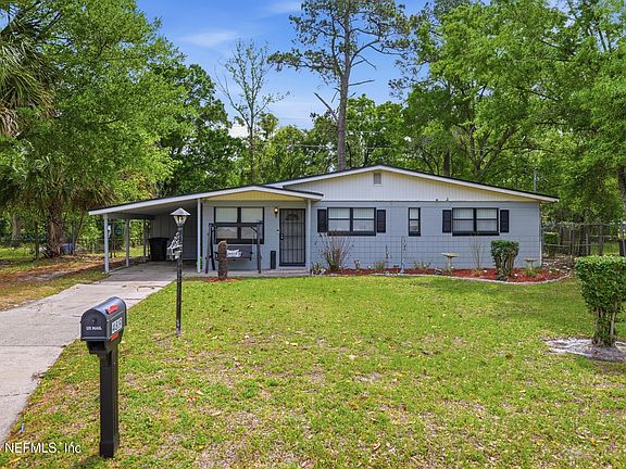 3rd image of 4819 DAUGHTRY Boulevard E
