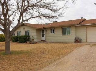 4101 S Thomason Rd, Carlsbad, NM 88220