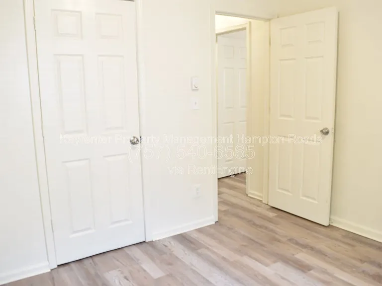 4670 Kincaid Ave #F — Photo 14