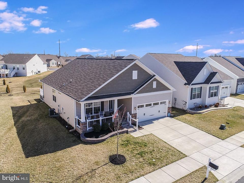 1st image of 917 River Birch Cir