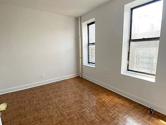 5th image of 2224 Amsterdam Ave #60