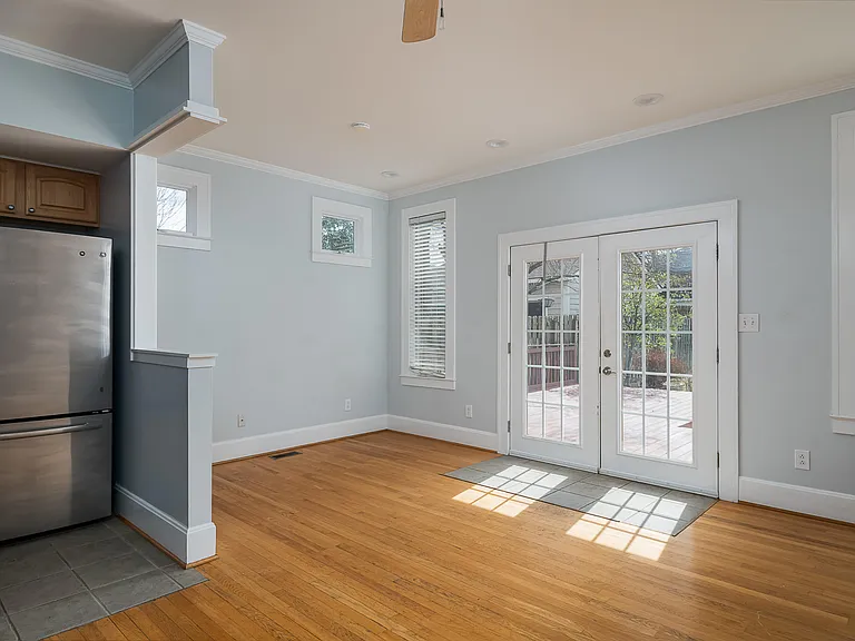 1378 Fontaine Rd — Photo 13