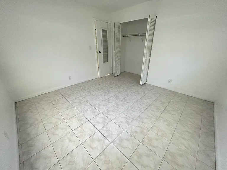 6140 SW 41st Ct #1 — Photo 26