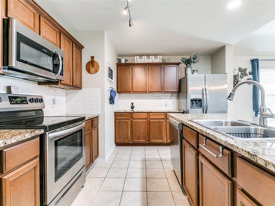 2315 Leona St, Forney, TX 75126 | Zillow