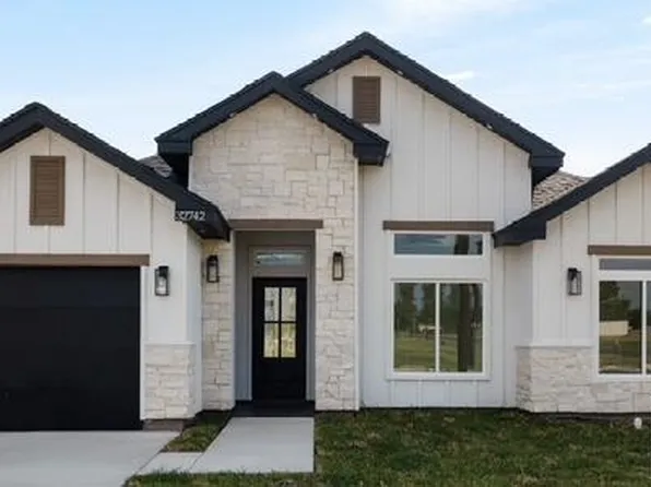 32742 Nayeli St, Los Fresnos, TX 78566