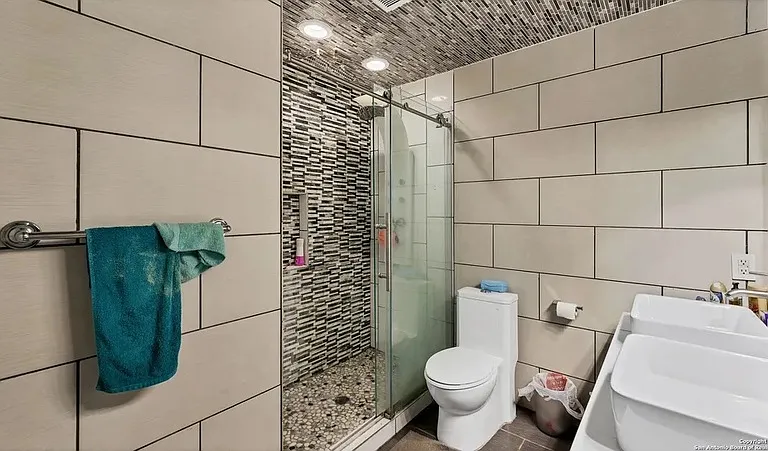 8515 Echo Creek Ln #1 — Photo 9