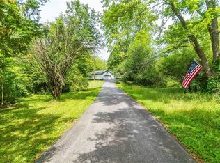 53 S Shanks Rd, Salt Point, NY 12578