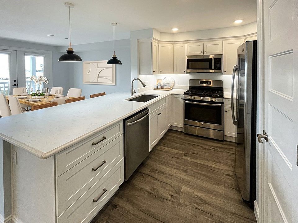 Copper Cove Village Apartments Plymouth, MA Zillow