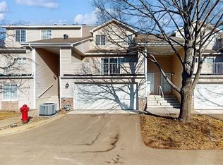 7661 Nicholas Way, Chanhassen, MN 55317
