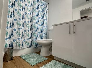 905 Brickell Bay Dr APT 1423, Miami, FL 33131
