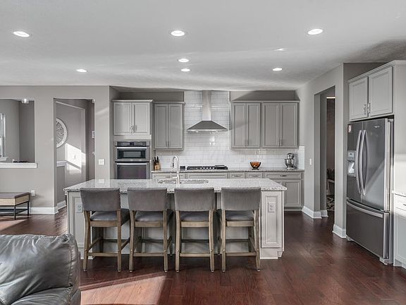 Beautifully updated Kitchen with large island