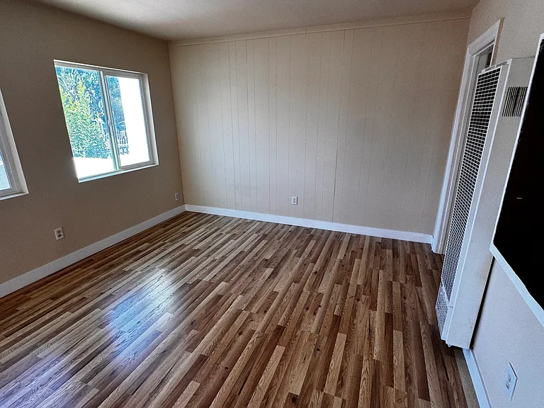 2653 Flower St — Photo 4