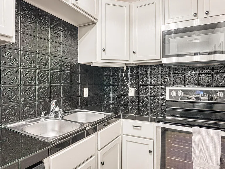 420 N Villa Ct #100 — Photo 20