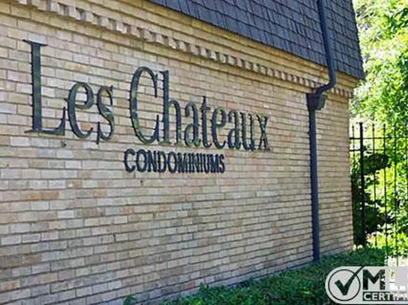 5016 Les Chateaux Dr APT 134, Dallas, TX 75235
