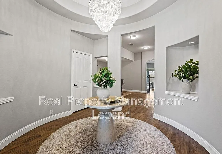 1451 Cedar Hollow Dr — Photo 5