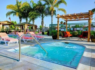600 Hosking Ave #16, Bakersfield, CA 93307